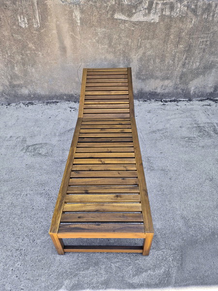 tumbona jardin piscina madera teka 191x57x30 12u +cojin 12u+mesa 63x63x30 6u.